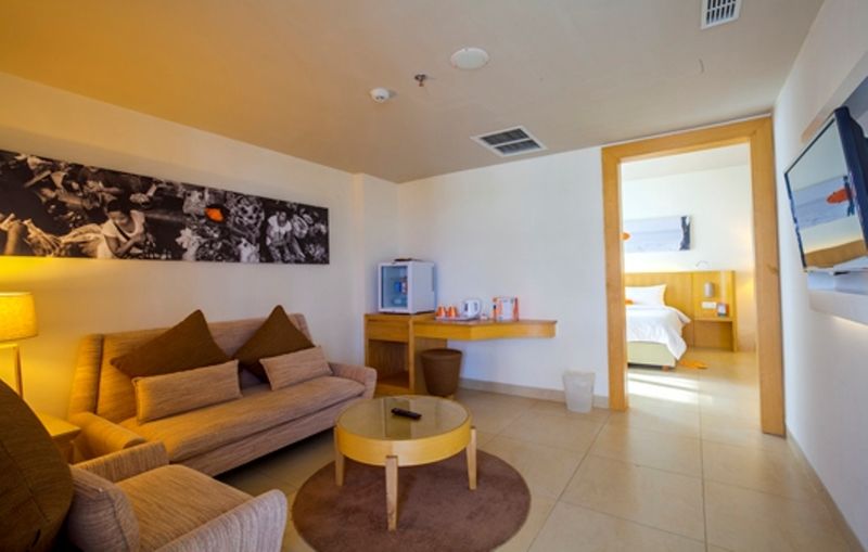 Harris Hotel Raya Kuta Lombok Dış mekan fotoğraf