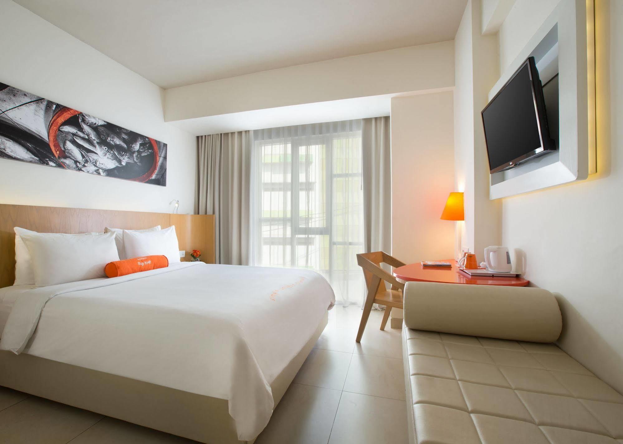 Harris Hotel Raya Kuta Lombok Dış mekan fotoğraf