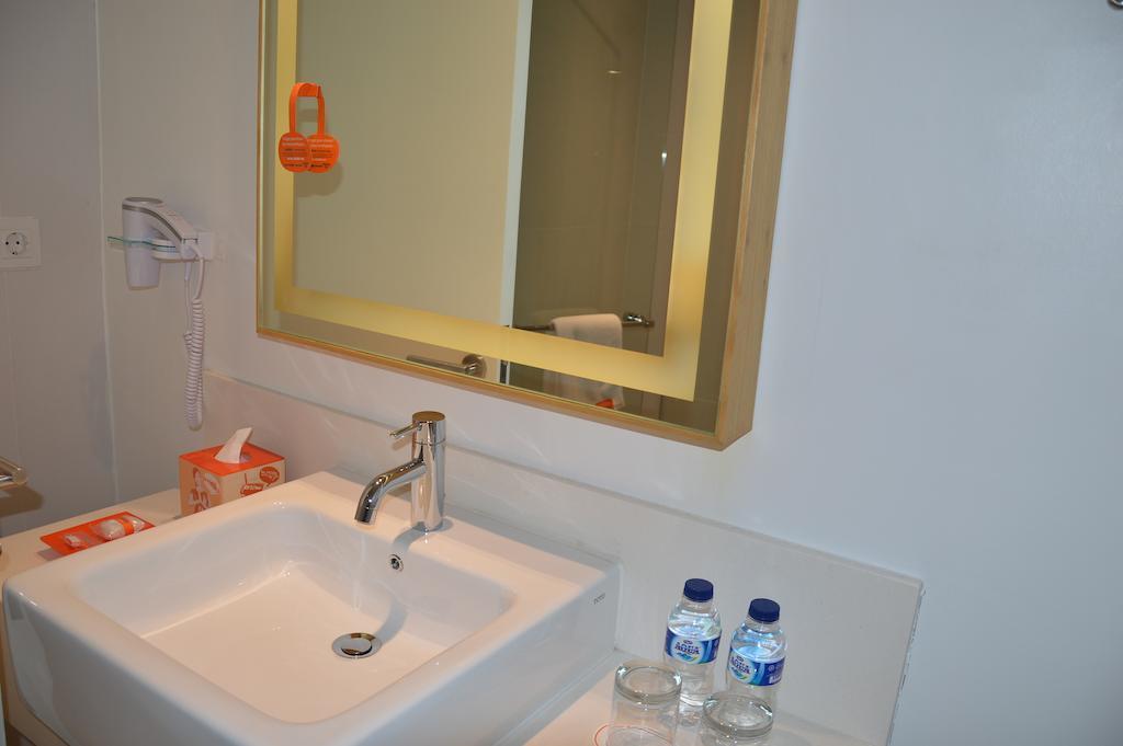 Harris Hotel Raya Kuta Lombok Dış mekan fotoğraf